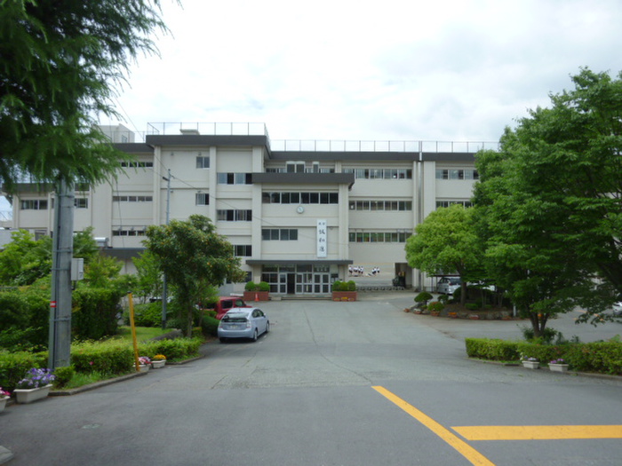 中学校　飯能西中学校（中学校）まで1100m