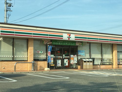 コンビニ　セブンイレブン　明石魚住住吉店（コンビニ）まで368m
