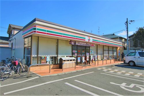 コンビニ　セブンイレブン 東大阪森河内西2丁目店（コンビニ）まで437m