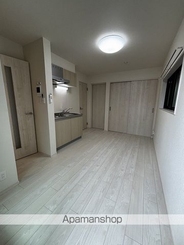 ＪＲ東西線 御幣島駅 徒歩10分 3階建 築1年の居間写真