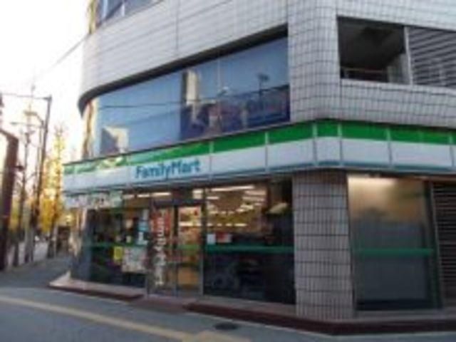 コンビニ　ファミリーマート神田岩本町一丁目店（コンビニ）まで114m