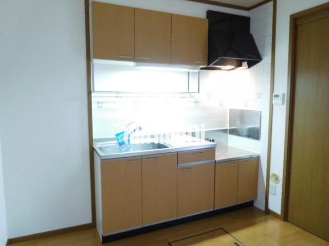 キッチン　収納豊富なキッチンです。