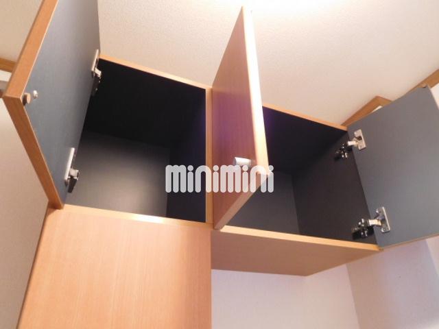 その他設備　上にも収納できます。