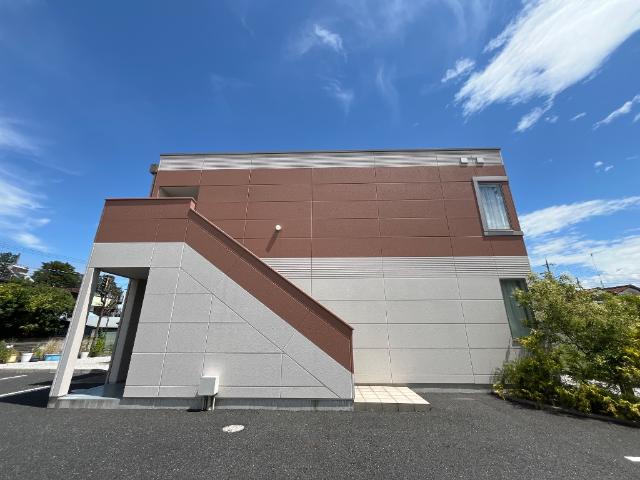 エントランス　外観写真（昼）