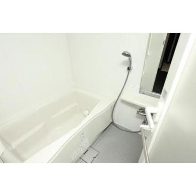 バス・シャワールーム　※写真は同タイプ住戸です。