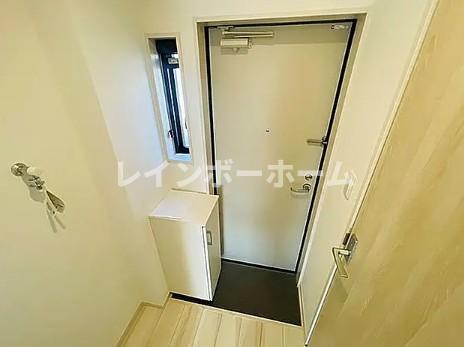 玄関　※別部屋参照写真となります。