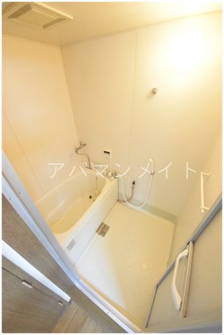 バス・シャワールーム　お風呂で日々の疲れを落としましょう