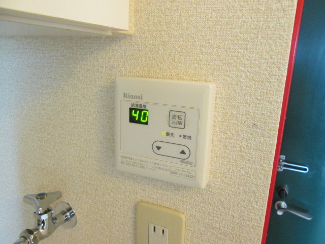 その他設備　給湯器