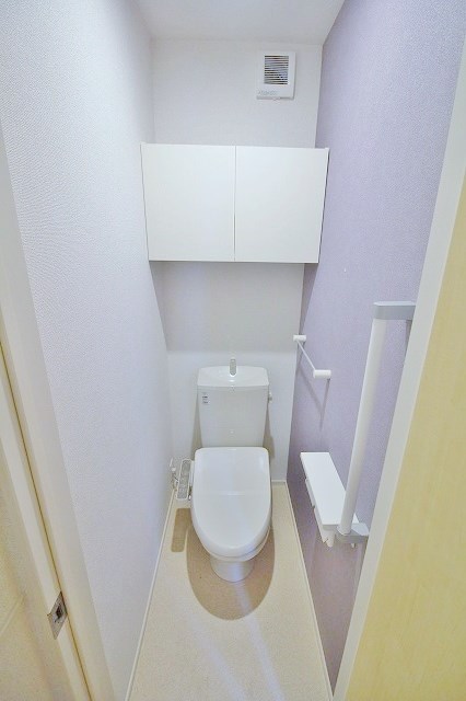 トイレ　V建築中の為同施工会社の参考画像