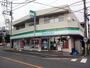コンビニ　ファミリーマート（コンビニ）まで550m