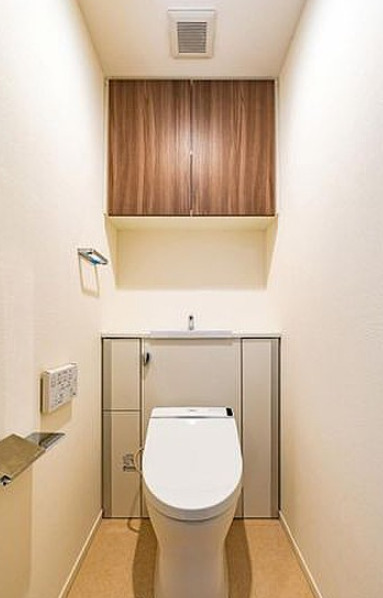 トイレ　※別部屋の参考写真です。