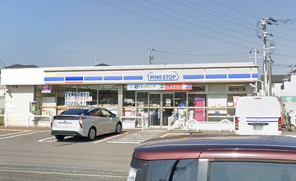 コンビニ　ミニストップ（コンビニ）まで150m