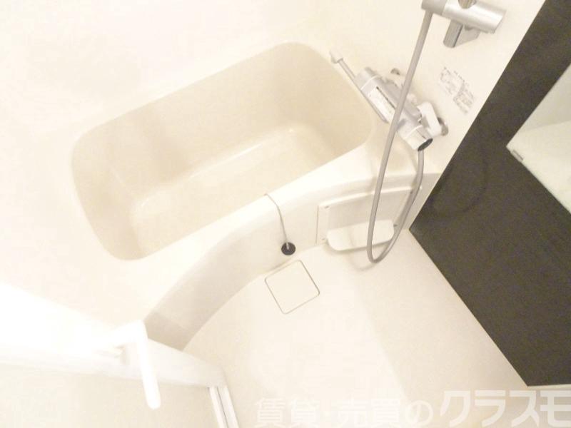 バス・シャワールーム　浴室乾燥機付きバス♪