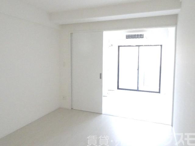 居室・リビング　広々と使えるお部屋です♪