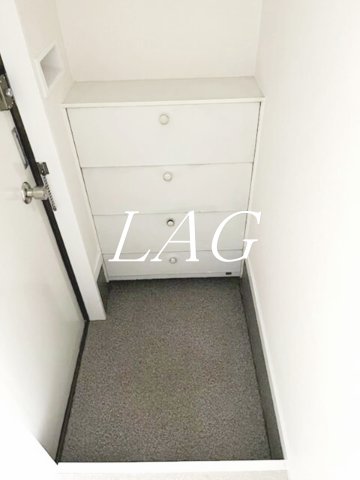 玄関　玄関です。