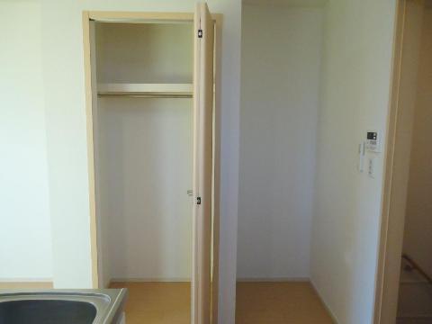 収納　クローゼット（イメージ）