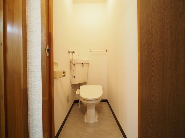クレボヌールのトイレ写真
