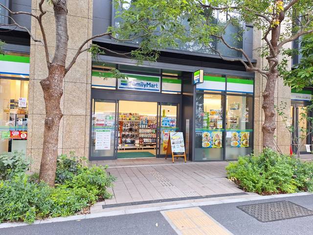 コンビニ　ファミリーマート文京春日白山通り店（コンビニ）まで467m