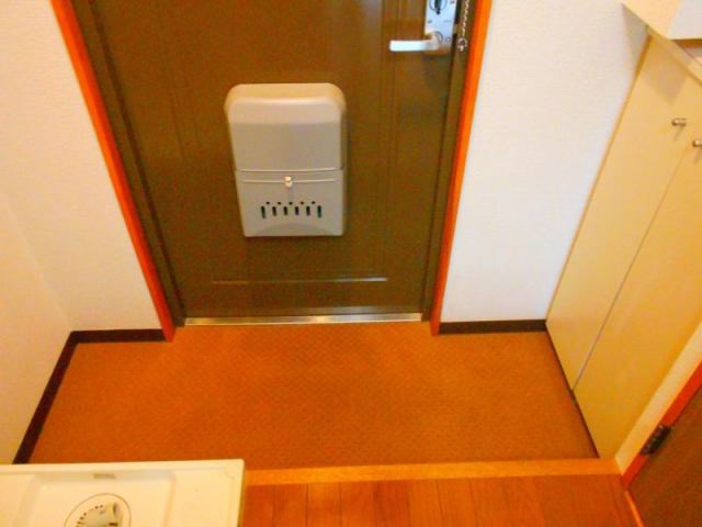 玄関　※他部屋参照