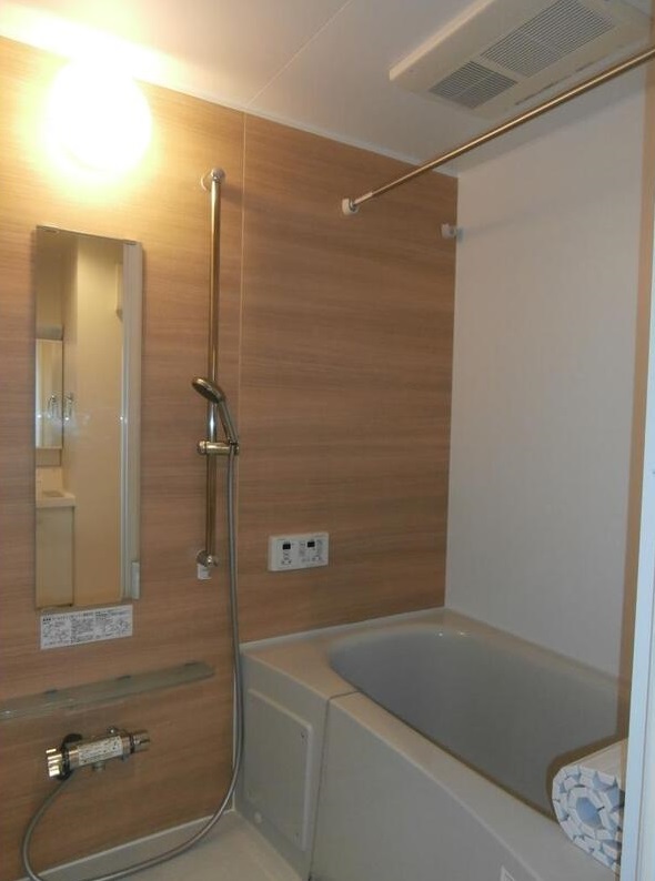 バス・シャワールーム　別部屋参考写真