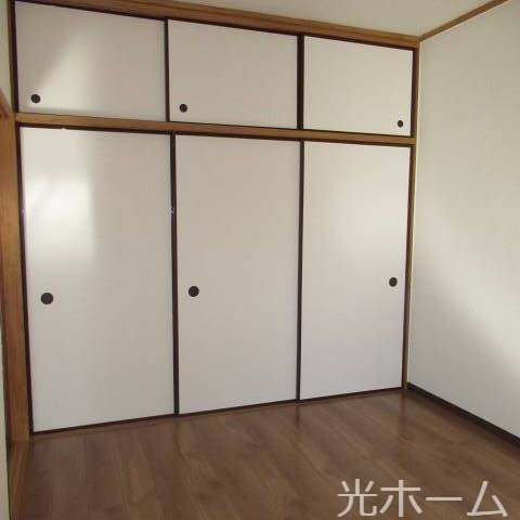 収納　洋室に変更