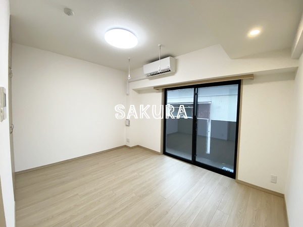 居室・リビング　開放感のあるゆったりとしたお部屋です♪