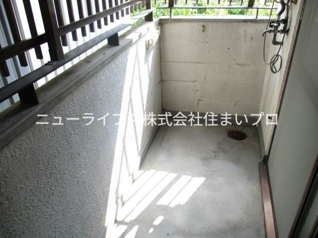 京阪本線 萱島駅 徒歩5分 3階建 築38年の内装写真