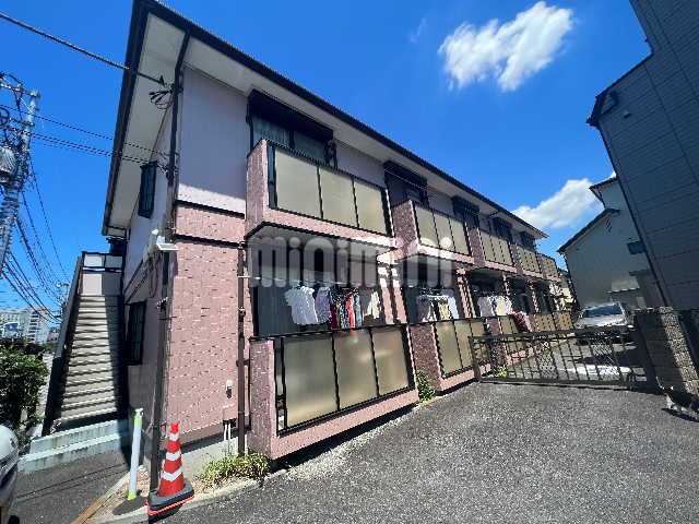 建物外観　女性限定の綺麗な建物です