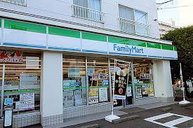 コンビニ　ファミリーマート東札幌6条店（コンビニ）まで190m