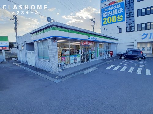 コンビニ　ファミリーマート 東浦石浜南店（コンビニ）まで591m
