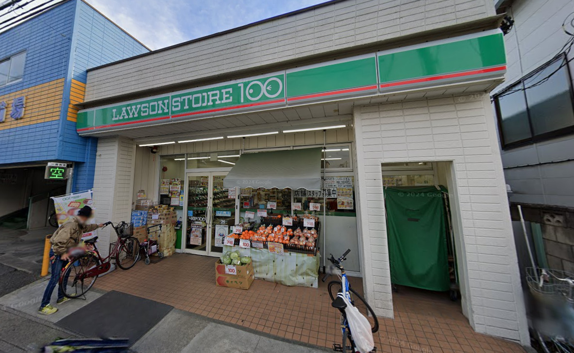 コンビニ　ローソンストア100一ノ割駅前店（コンビニ）まで158m