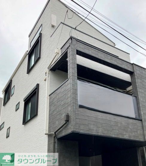初台戸建の外観写真