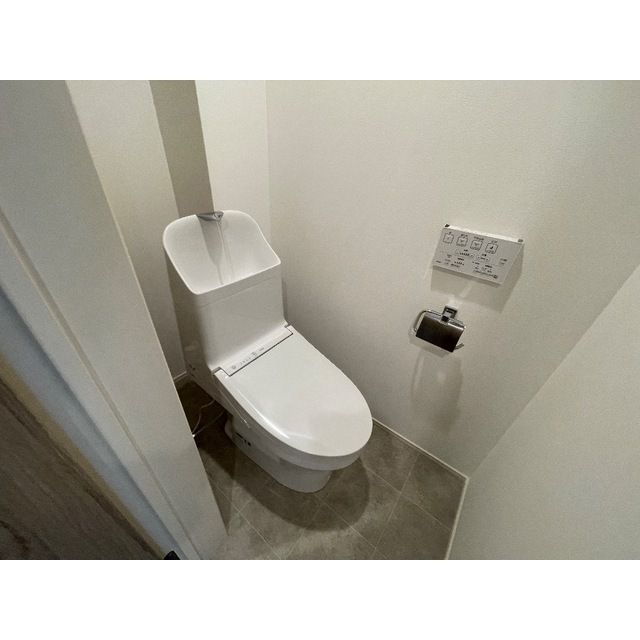 東武東上線 若葉駅 徒歩11分 3階建 築3年のトイレ写真