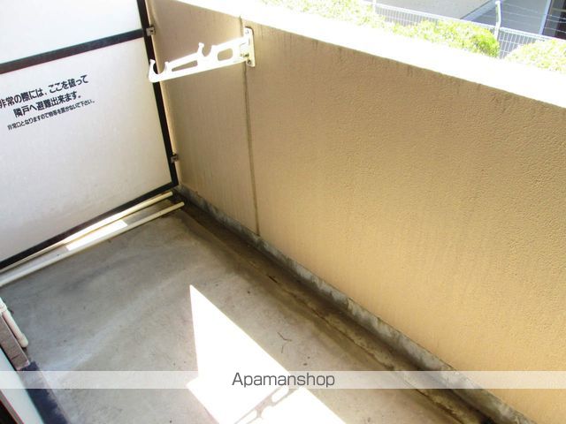 ブルーライン 湘南台駅 徒歩7分 5階建 築27年の内装写真