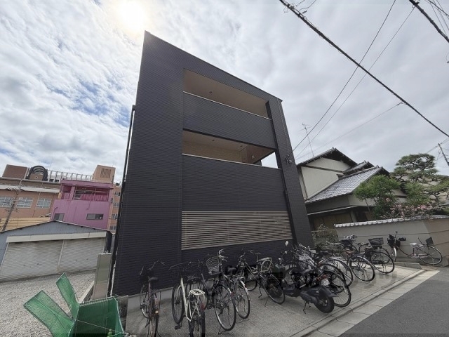 ブライト近大前の外観写真