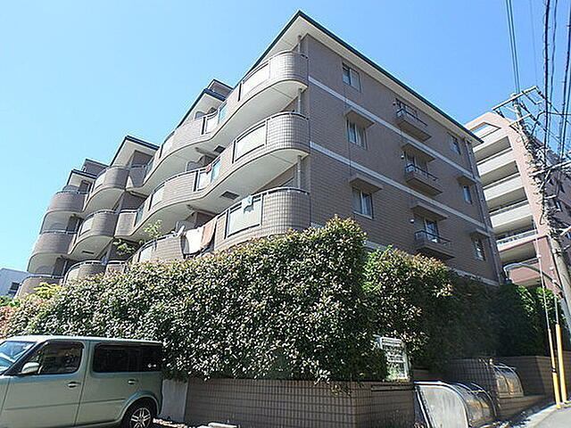 建物外観　オートロック完備