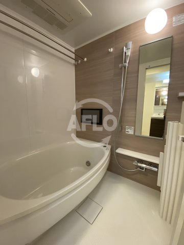 ノルデンタワー南森町プレミアムの風呂写真