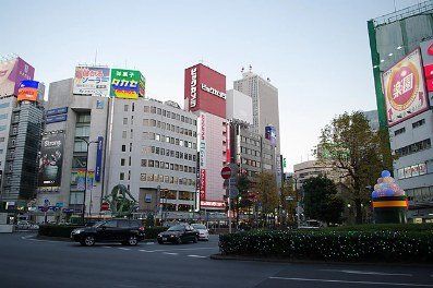 その他　池袋駅東口付近