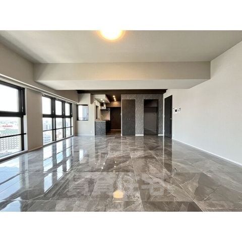 S-RESIDENCE千種belvia TOWERの居間写真