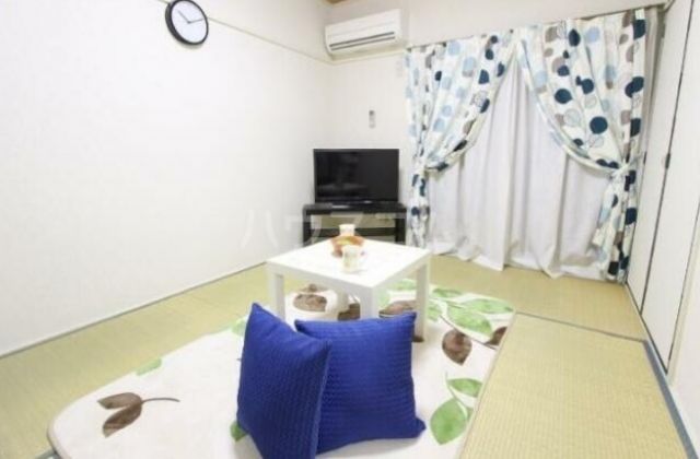 AMANDEの内装写真
