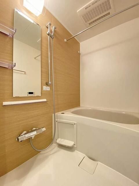 バス・シャワールーム　リブリ・Glicine　板橋区南常盤台１