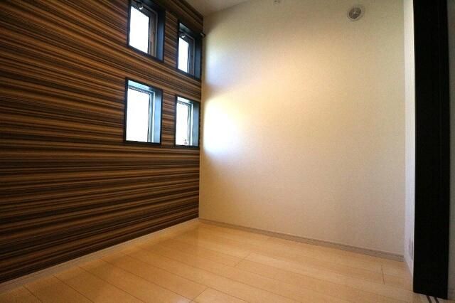 ＪＲ総武線快速 千葉駅 徒歩16分 2階建 築12年の内装写真