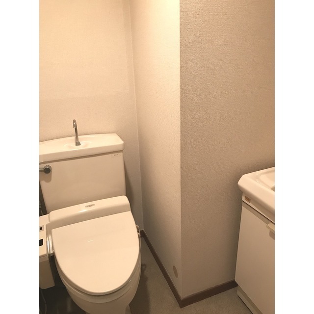アーバン・ドヌールのトイレ写真