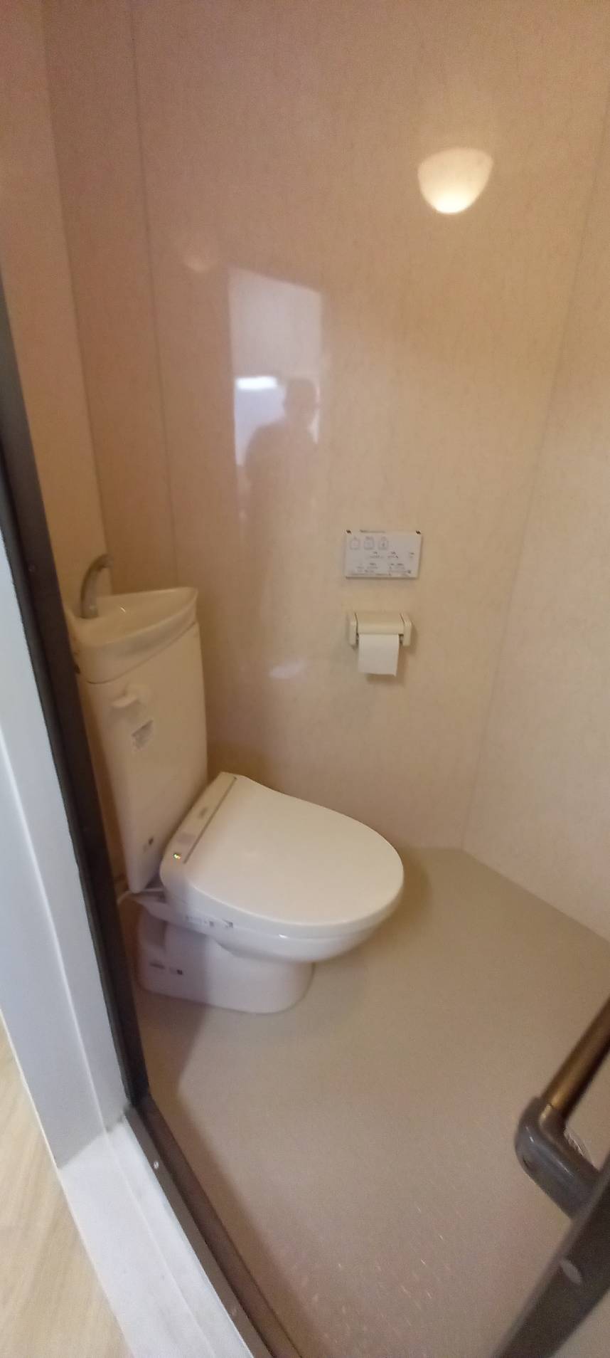 ローリエヤマモト りのべ1DKのトイレ写真