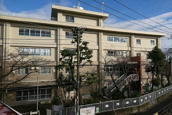 小学校　川崎市立玉川小学校（小学校）まで287m