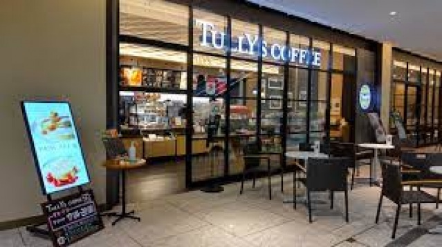 飲食店　タリーズコーヒー神田スクエア店（飲食店）まで274m