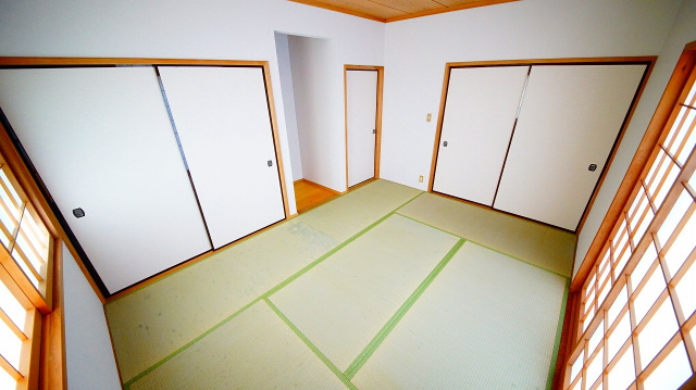 七栄654-321貸家の内装写真