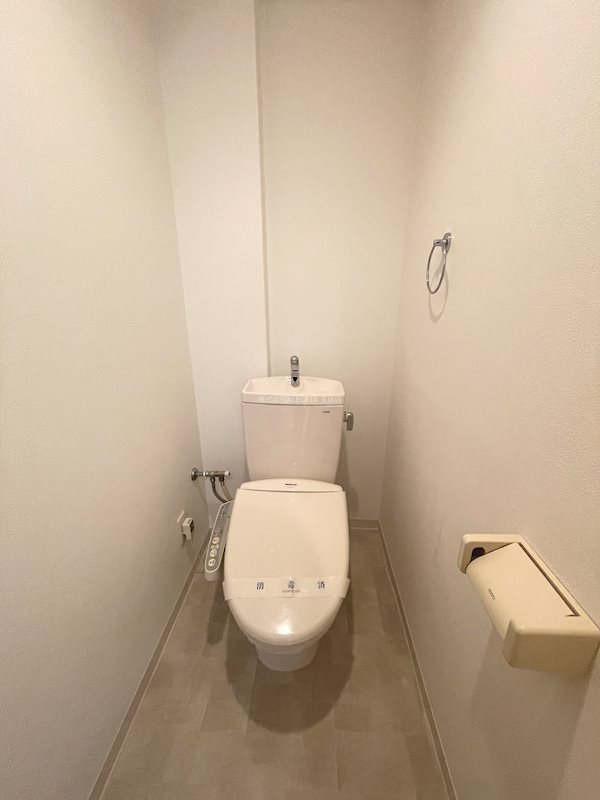 ＪＲ大阪環状線 玉造駅 徒歩5分 6階建 築21年のトイレ写真