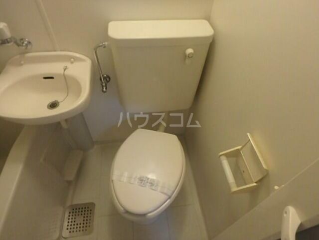 スカイコート世田谷用賀のトイレ写真