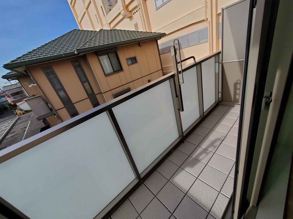 近鉄奈良線 若江岩田駅 徒歩4分 3階建 築6年の内装写真